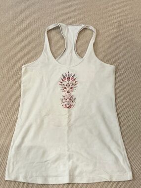 lululemon Cool Racerback  Cream Tank with Pink Geometric Pineapple